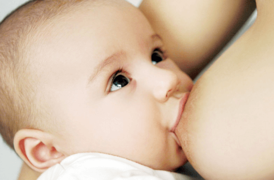 Кормление грудью как профилактика астмы у детей