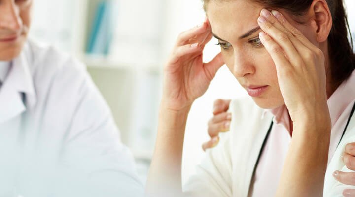 Симптомы приступа мигрени